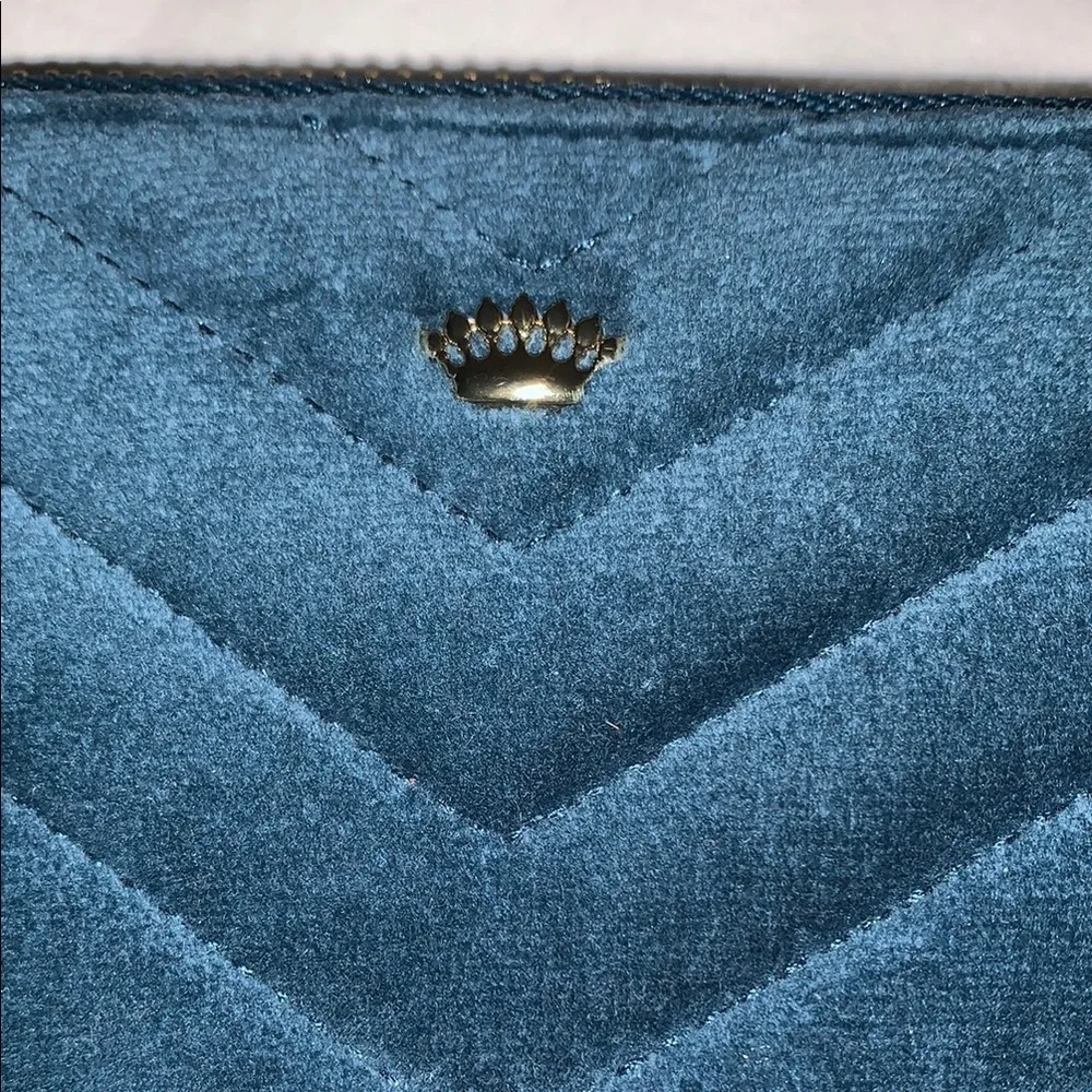 Juicy Couture Blue / Teal Green Quilted Velour Wallet